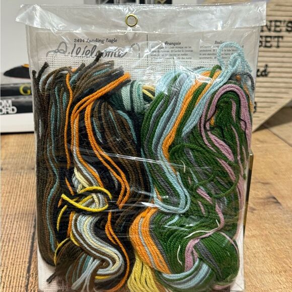 Dimensions Landing Bald Eagle 12×16 Needlepoint Embroidery Kit New Sealed - Picture 4 of 7